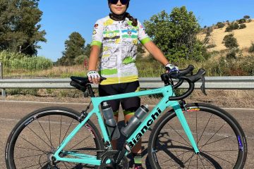 Paula Pulido Olivares con la selección Infantil Extremeña para el Campeonato de Ciclismo en Avilés