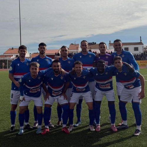 El Don Benito cae en Azuaga en un duelo intenso y la parte alta de la tabla se comprime