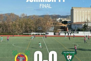 El Villanovense suma un punto en Cabeza del Buey y sigue cerca del play-off